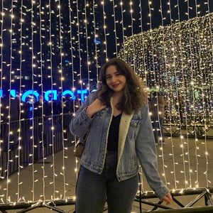 Meet your Posher, Zeynep